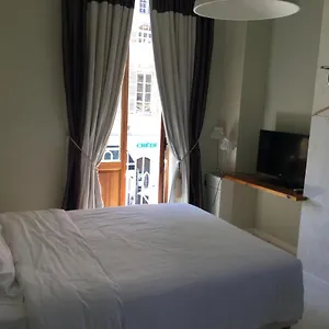 With A Vue Nizza